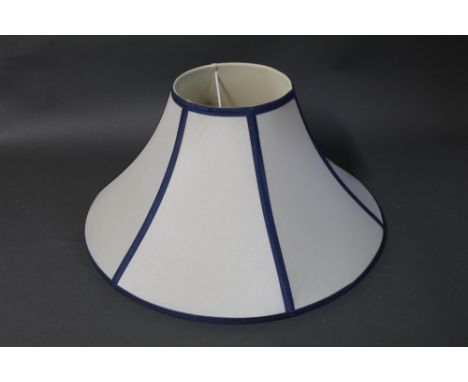 Gold Crest silk lamp shade