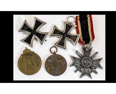 A Collection of German 1st and 2nd World War Military Medals ( 5 ) Comprises 1/ World War I - Imperial Iron Cross Badge / Med