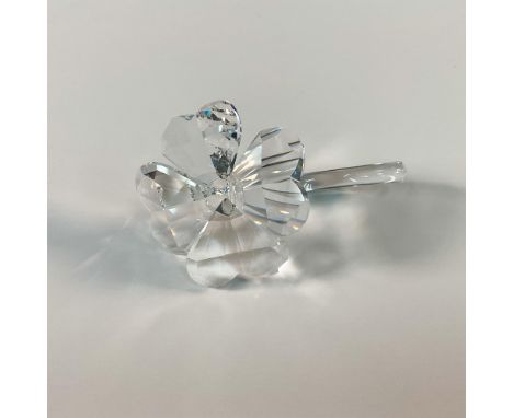 Part of the In the Secret Garden theme. A beautifully crafted Swarovski crystal figurine of a four leaf clover, featuring spa