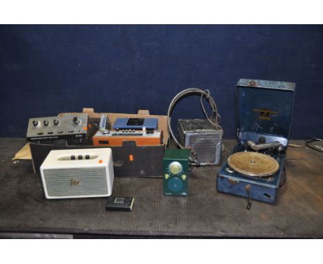 A TRAY CONTAINING VINTAGE AND MODERN AUDIO EQUIPMENT including a Trio KA2000 amplifier, a Roberts R972 DAB radio, a Roberts R