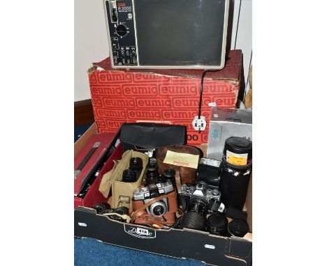 VINTAGE PHOTOGRAPHIC AND CINE EQUIPMENT ETC, to include a Canon AE-1 35mm SLR camera body, Canon power winder A, Canon 50mm f