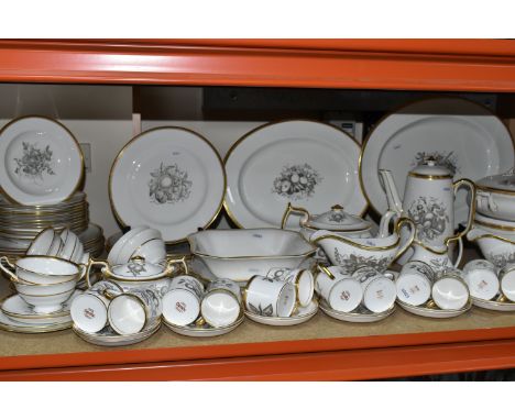 A SPODE 'CHATHEM' PATTERN Y5280 DINNER SERVICE, comprising two large oval meat plates, two circular covered tureens (one mark