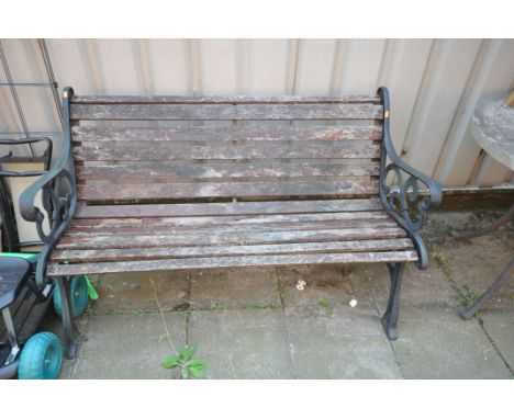 AN ALUMINIUM SLATTED GARDEN BENCH, length 126cm (condition: - slats well weathered)