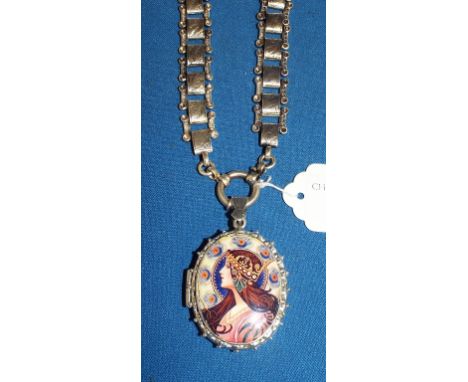 A silver coloured metal chain, with a similar locket, decorated a bust portrait of a lady Condition report Report by NG

Mode