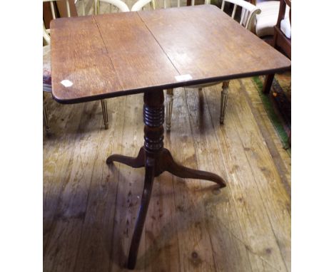 An oak tripod table, 60 cm wide