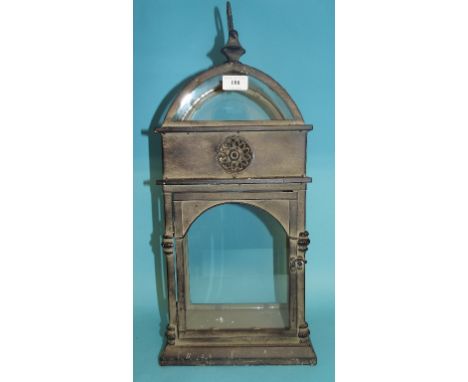A mosque style lantern, 57.5 cm high Condition report Report by NG

Modern item
All glass panels present.