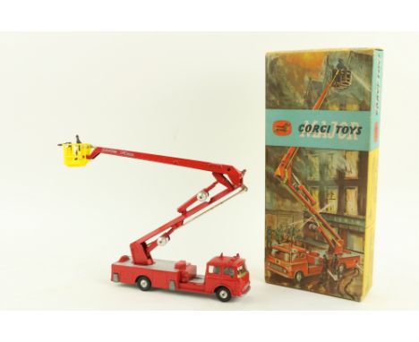 [Corgi Toy] An original No. 1127 Simon Snorkel Bedford Fire Engine die cast Model, with adjustable parts and figure, in origi