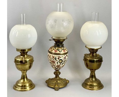 VICTORIAN OIL LAMP - removable reservoir and column in floral enamelled ceramic, ornate gilded metal base with etched glass s