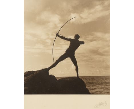 Yves DANGROY (XXth)ArcherSilver print signed in the lower right corner37 x 29 cm