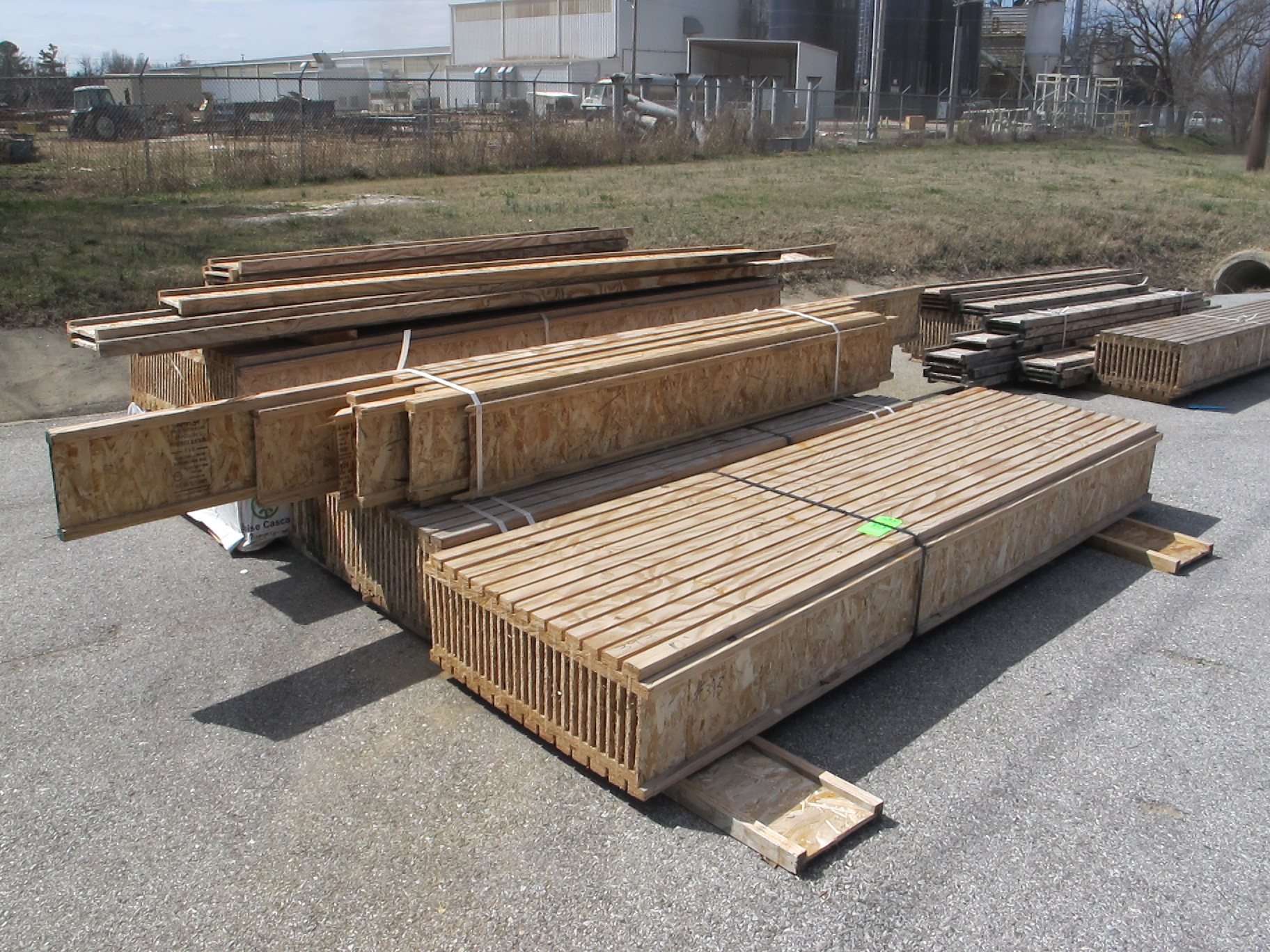 ASSORTED LP BUILDING PRODUCTS; BOISE CASCADE ENGINEERED WOOD PRODUCTS