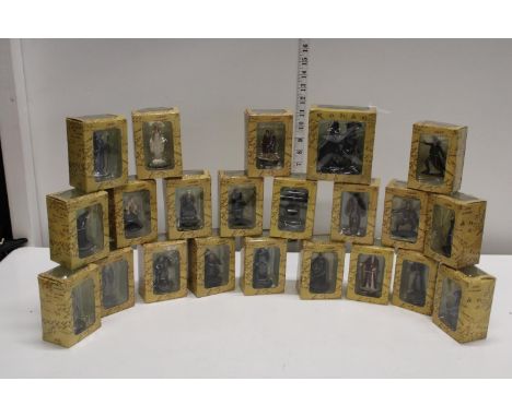 Twenty two Lord of the Rings boxed models 
