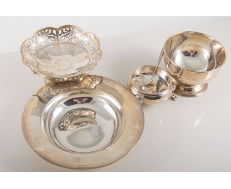 Circular silver Armada dish,Birmingham 1981, diameter 15cms, a silver presentation pedestal jug, a Georgian circular salt, a 
