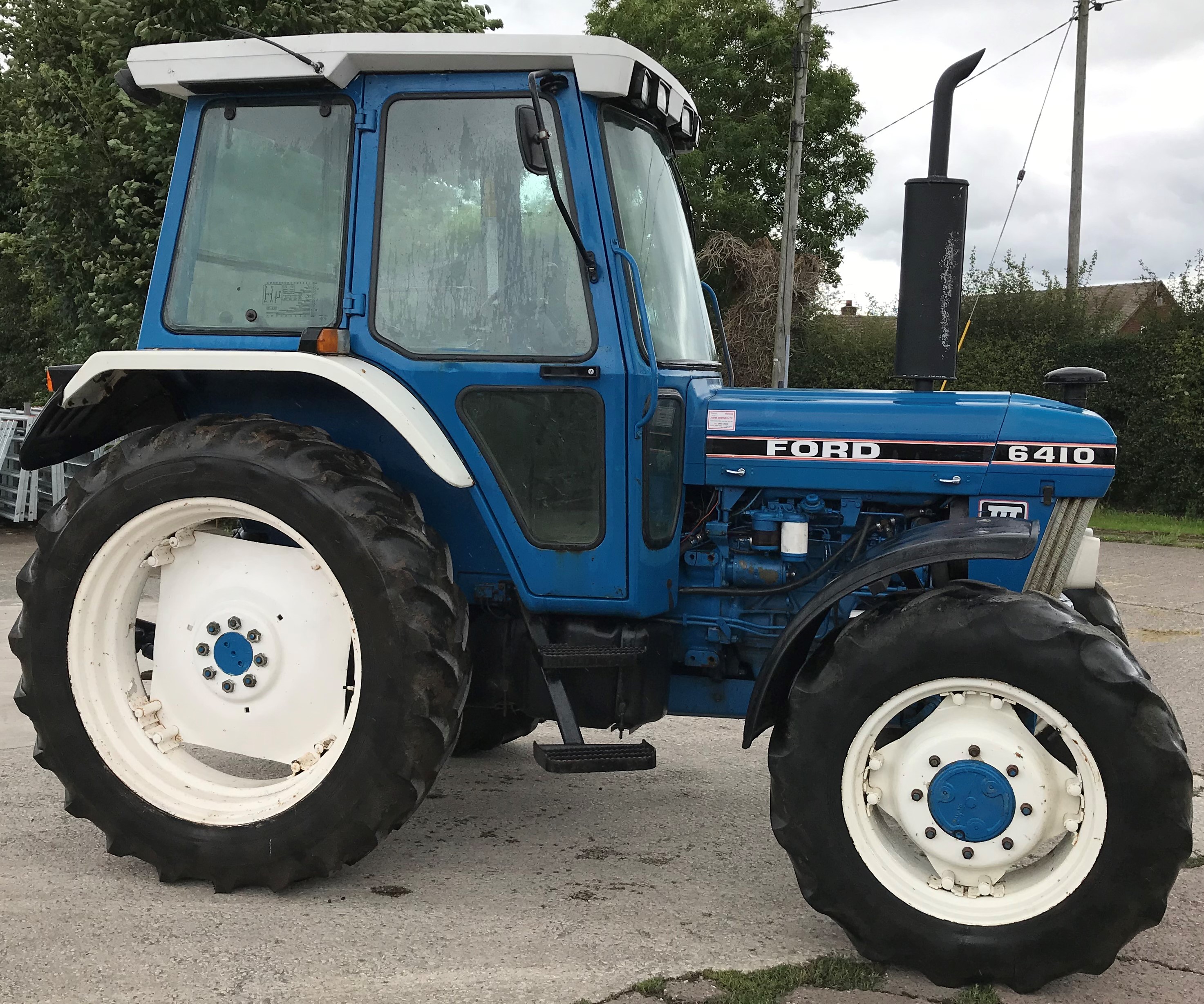 1990 Ford 6410 4wd Tractor, Super Q Cab