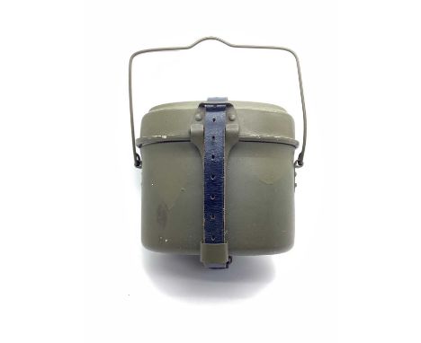 German Army M31 Mess Kit Two Piece Canteen