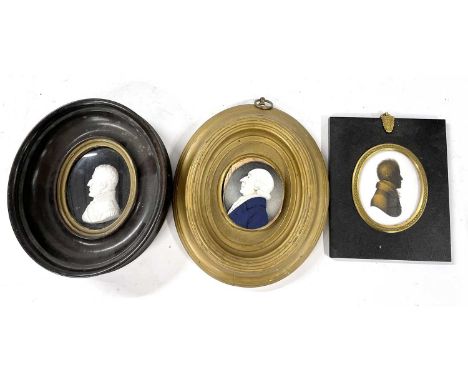 A plaster portrait miniature of Wellington, in oval frame, 17.5cm overall, together with an oval portrait miniature of gentle
