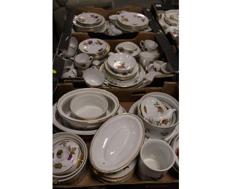 THREE TRAYS OF ROYAL WORCESTER EVESHAM