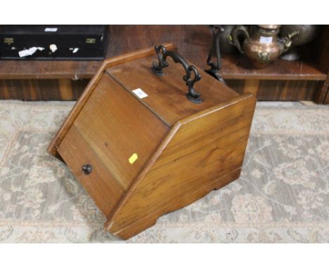 A VINTAGE MAHOGANY PURDONIUM 