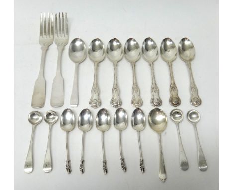 Silver table flatware, comprising; six King's pattern teaspoons, London 1862, four Old English pattern salt spoons, probably 