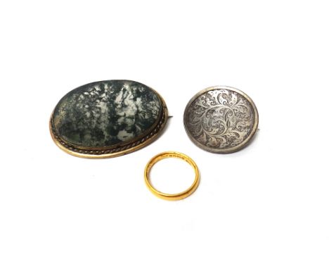 A 22ct gold plain wedding ring, Birmingham 1926, ring size Q, weight 5 gms, an oval moss agate set brooch and a circular broo