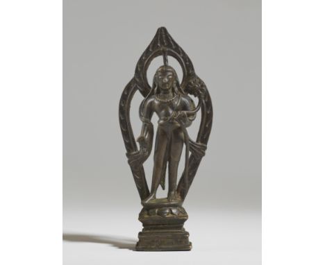 STATUETTE DE LOKESHVARA PADMAPANI EN ALLIAGE DE CUIVREKASHMIR, CIRCA XIE SIÈCLEHimalayan Art Resources item no. 4862 11.5 cm 
