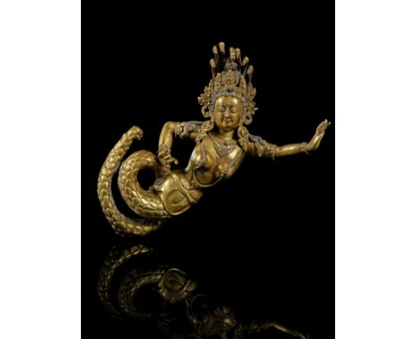 PLAQUE DE NAGADAKINI EN ALLIAGE DE CUIVRE DORÉ, MOULÉ ET REPOUSSÉTIBET, XVIIIE SIÈCLEHimalayan Art Resources item no. 4839 27