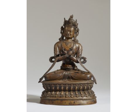 STATUE DE VAJRADHARA EN LAITON INCRUSTÉ D'ARGENTTSANG, TIBET CENTRAL, XVE SIÈCLEHimalayan Art Resources item no. 4840 24 cm (