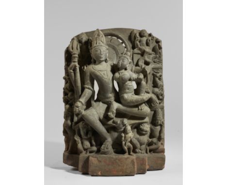 STÈLE D'UMA MAHESHVARA EN GRÈSINDE DU NORD, XIE SIÈCLE38 cm (15 in.) highFootnotes:A SANDSTONE STELE OF UMA MAHESHVARANORTH I