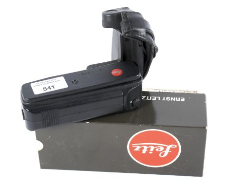 Leica motor winder R with handgrip. In original box, number 14208