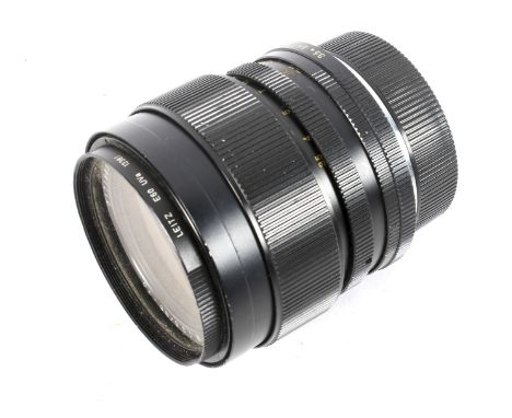 A Leitz Vario-Elmar-R f3.5 35-70mm lens with rear cap and E60 UVA filter. 3171901