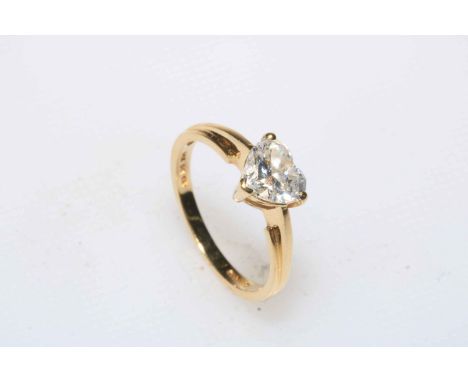 Heart shape cubic zircon 14k gold ring, size M.