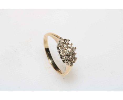 Diamond 15 stone cluster 9 carat gold ring, size K/L.