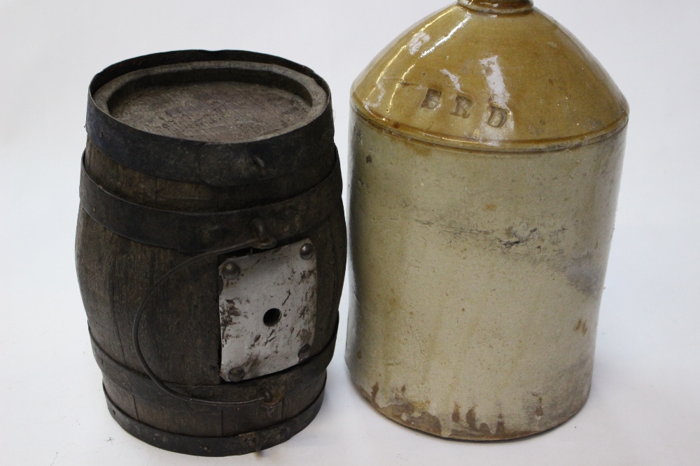 WW1 British SRD Service Ration Dept stoneware Rum jar. 