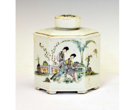 Chinese Canton Famille Rose porcelain tea caddy, late Qing Dynasty, of shouldered hexagonal form decorated to three faces wit