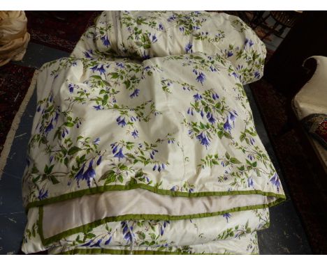 CURTAINS.   TWO PAIRS OF COUNTRY HOUSE LINED AND INTERLINED CURTAINS, BLUE FUCHSIA PATTERN.