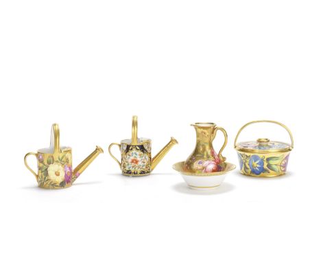 A group of English porcelain toy pieces, circa 1820Comprising a Spode ewer and basin, painted with pattern 711 of flower spra