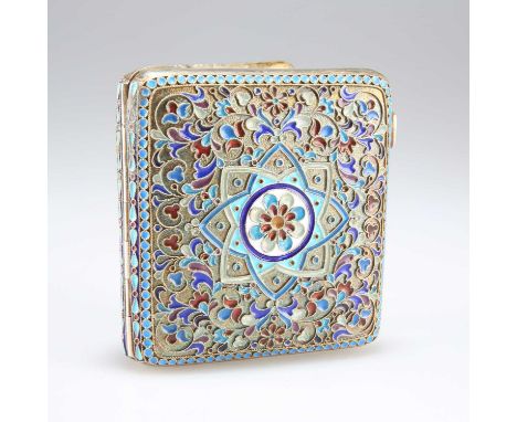 A RUSSIAN SILVER-GILT, PLIQUE-À-JOUR AND CLOISONNÉ ENAMEL CIGARETTE CASE c.1900, the hinged case decorated with a flowerhead 