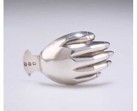 A GEORGE III SILVER NOVELTY CADDY SPOON by Josiah Snatt, London 1806, in the form of a hand, with finely modelled fingers, en