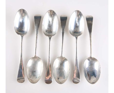 A SET OF SIX GEORGE V SILVER DESSERT SPOONS by Francis Higgins &amp; Son Ltd, London 1927, Old English pattern. (6) 17.6cm lo