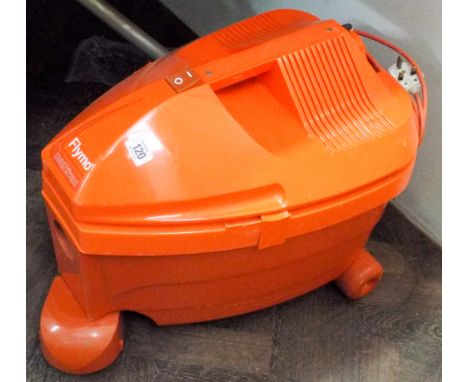 A Flymo multi Vac (no tools)