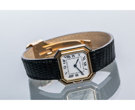 LADY'S EIGHTEEN CARAT GOLD CARTIER CEINTURE WRISTWATCH
manual wind movement, the signed white dial with Roman numerals, blued