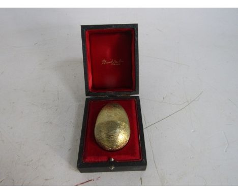 Vintage Stuart Devlin silver gilt surprise egg circa 1970 