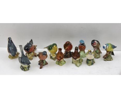 A FLOCK OF TWELVE BESWICK CERAMIC GARDEN BIRDS includes; Goldfinch, Greenfinch, Wren, Robin etc. (12) 