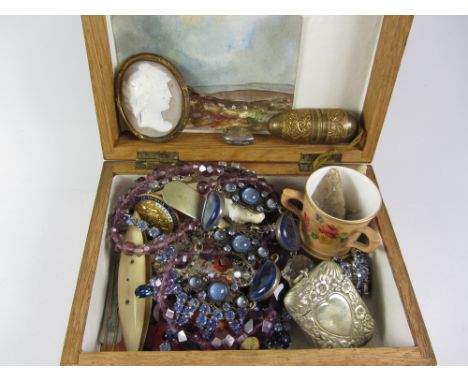 Royal Worcester miniature tyg, flint arrowheads, vintage costume jewellery,  Somme memorial brooch etc in wooden box Conditio