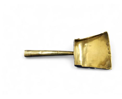 A George III silver shovel shaped caddy spoon, London 1808 