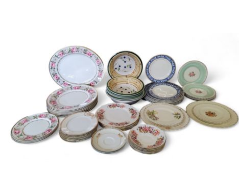 A Royal Worcester Royal Garden pattern part dinner service, comprising oval serving plate, six diner plates, three side plate