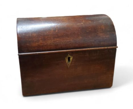 A George III mahogany domed tea caddy, 18cm wide, 13cm high, c.1800 