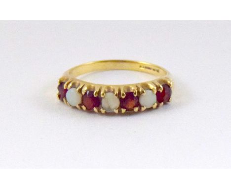 9ct gold ladies antique set opal and garnet ring size M