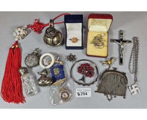 Box of oddments to include: silver plated Jersey milk jug, heart design bangle, gold plated dress ring, baby's teether in the
