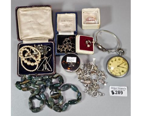 Bag of jewellery and oddments to include: signet ring, amber bangle, stone necklace pearls, silver and tortoiseshell pill box