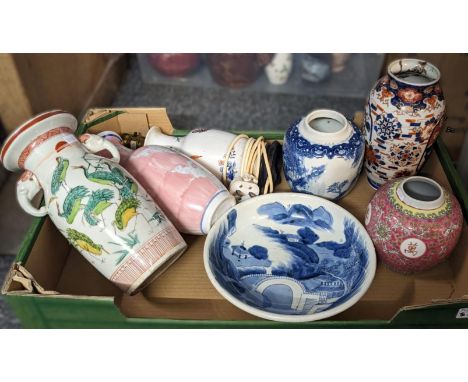 Mixed lot of Chinese and Japanese porcelain comprising: two ginger jars, vases, Oriental style electric table lamp and a blue